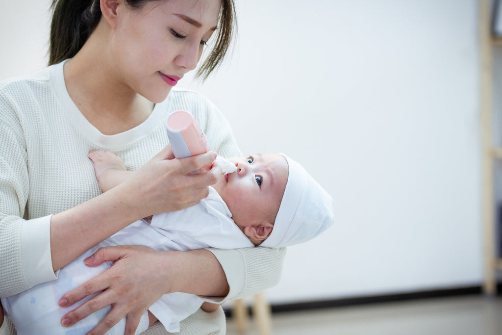 HOW TO CLEAN YOUR BABY'S NOSE